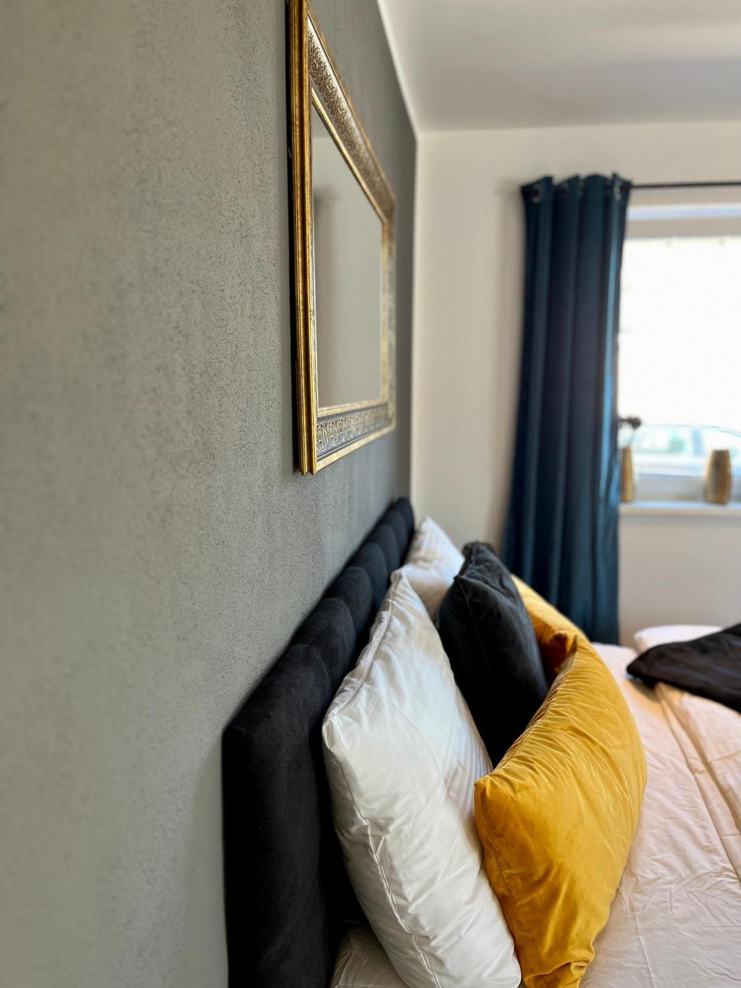 Uniqe I 90Qm I Terrasse Apartment Rosenheim Ngoại thất bức ảnh
