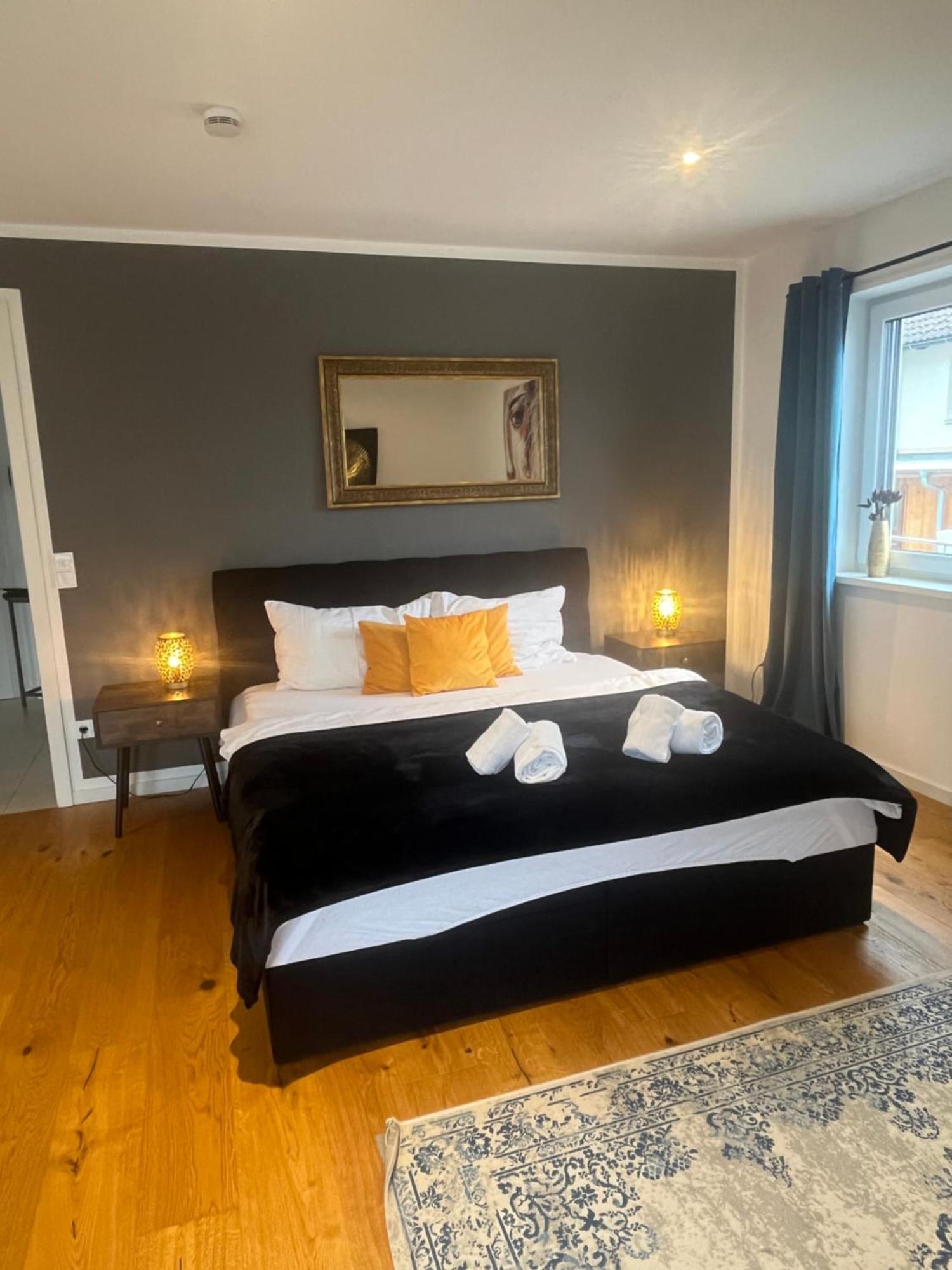 Uniqe I 90Qm I Terrasse Apartment Rosenheim Ngoại thất bức ảnh